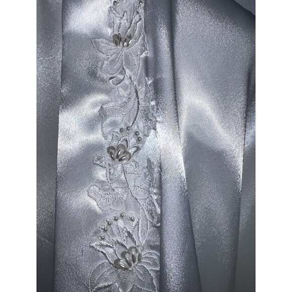Vintage CALIFORNIA DINASTY White Satin Sexy Bridal Kimono Robe Embellished - Picture 12 of 12
